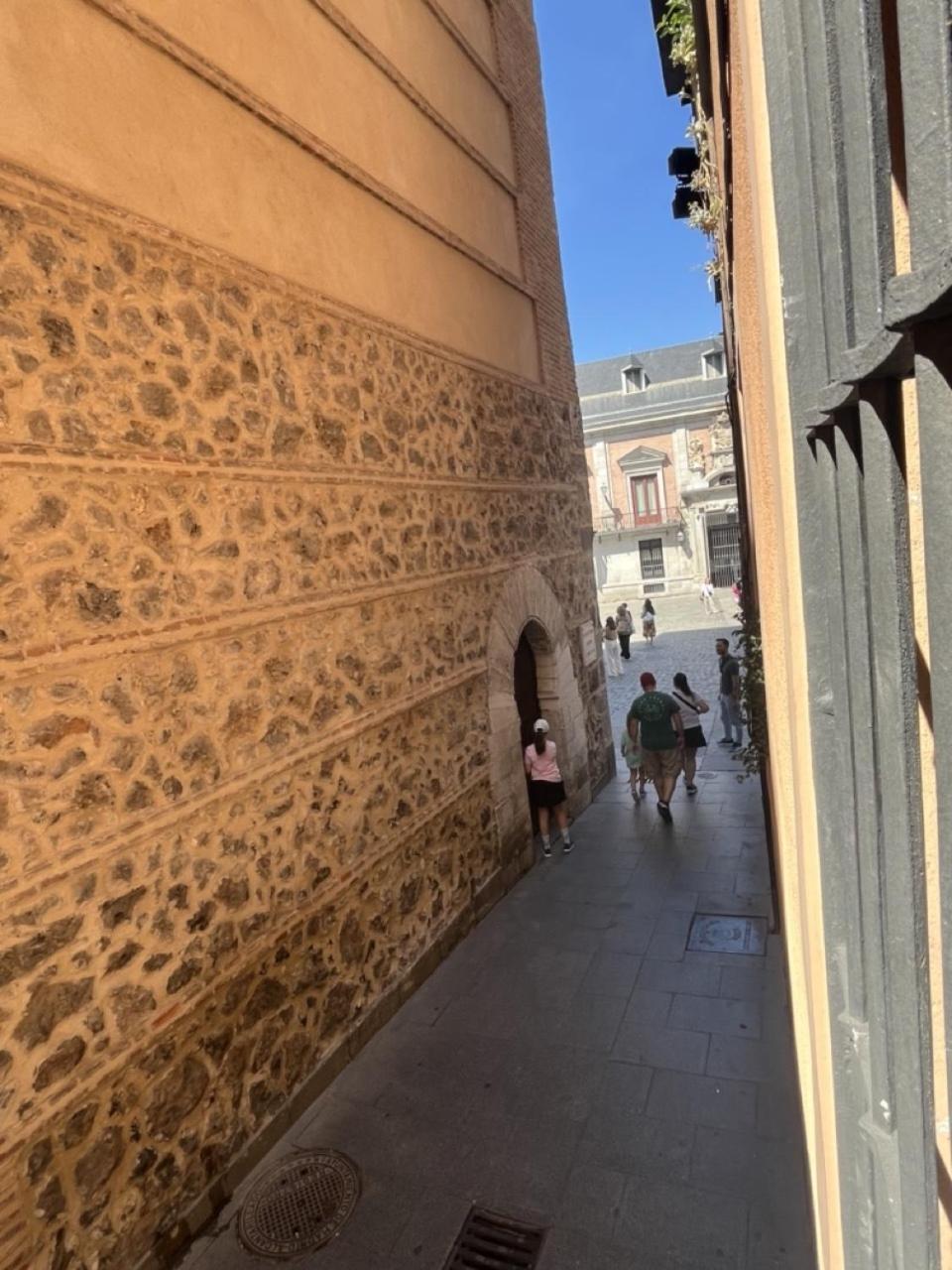 Dplace To Be - Exclusive Apartments In Historic Center Madrid Oda fotoğraf