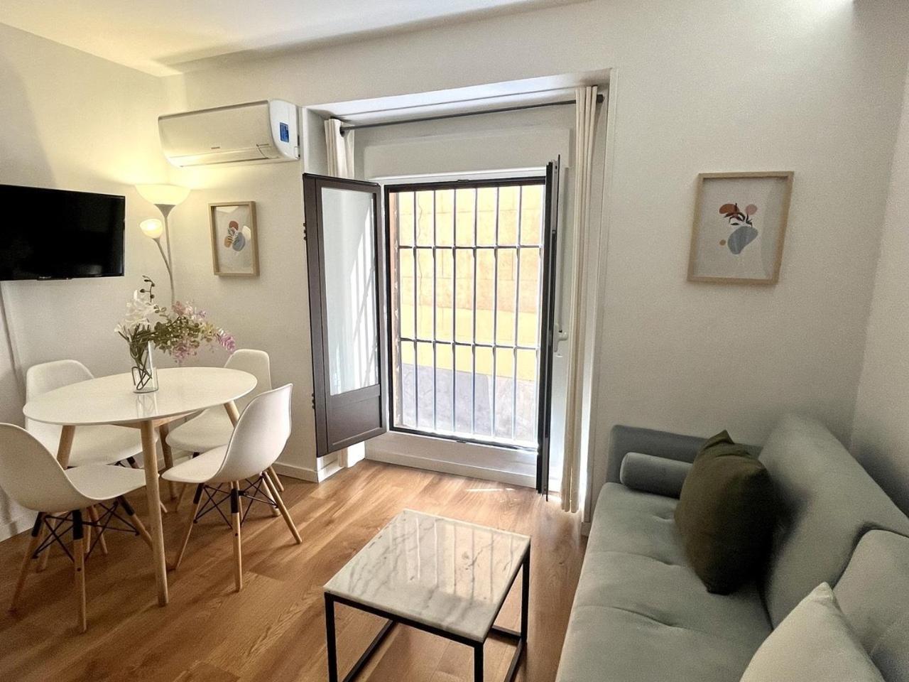 Dplace To Be - Exclusive Apartments In Historic Center Madrid Oda fotoğraf