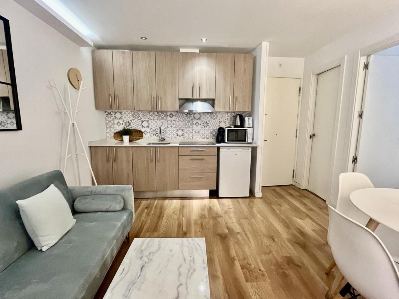 Dplace To Be - Exclusive Apartments In Historic Center Madrid Oda fotoğraf