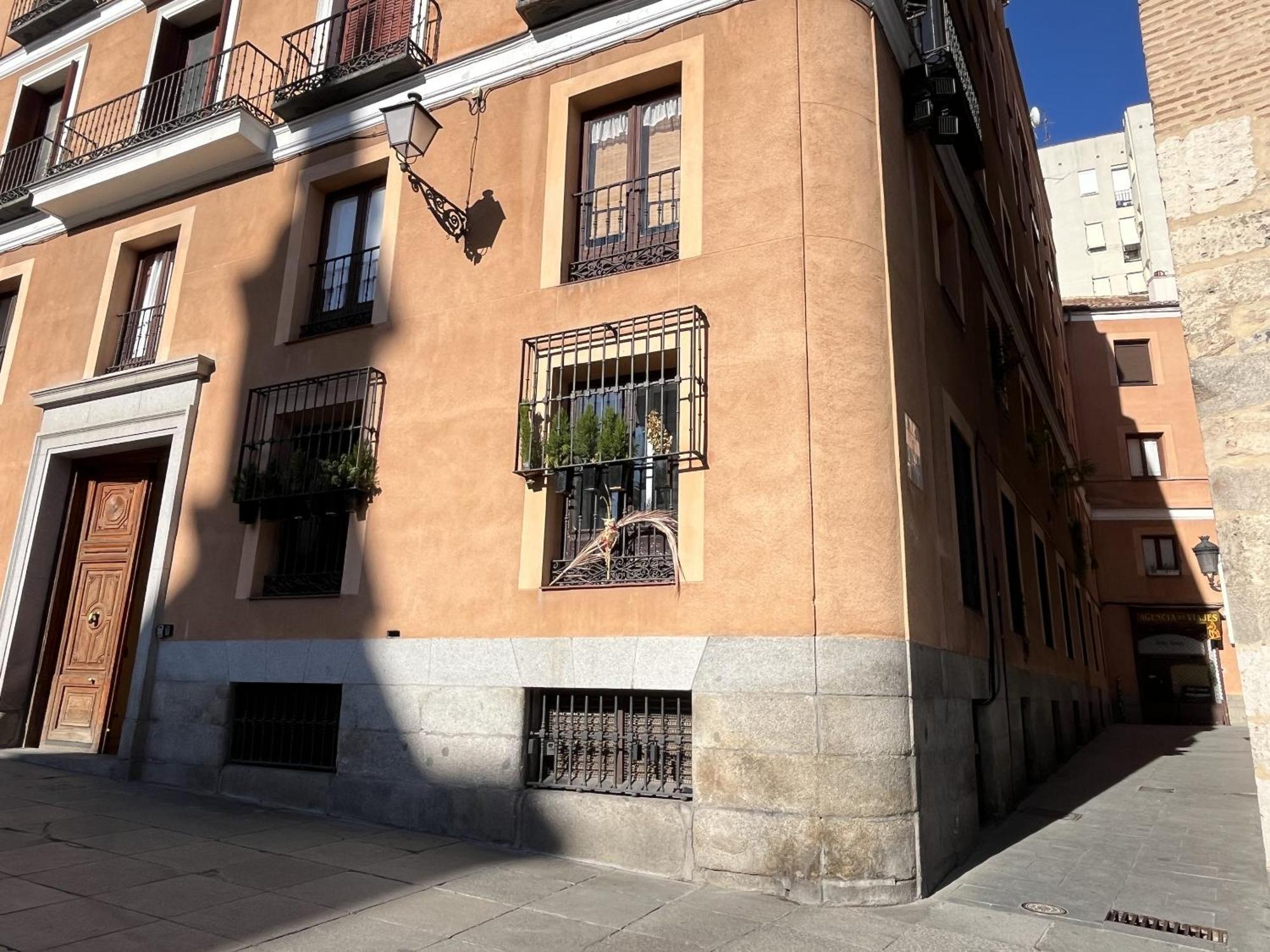 Dplace To Be - Exclusive Apartments In Historic Center Madrid Dış mekan fotoğraf
