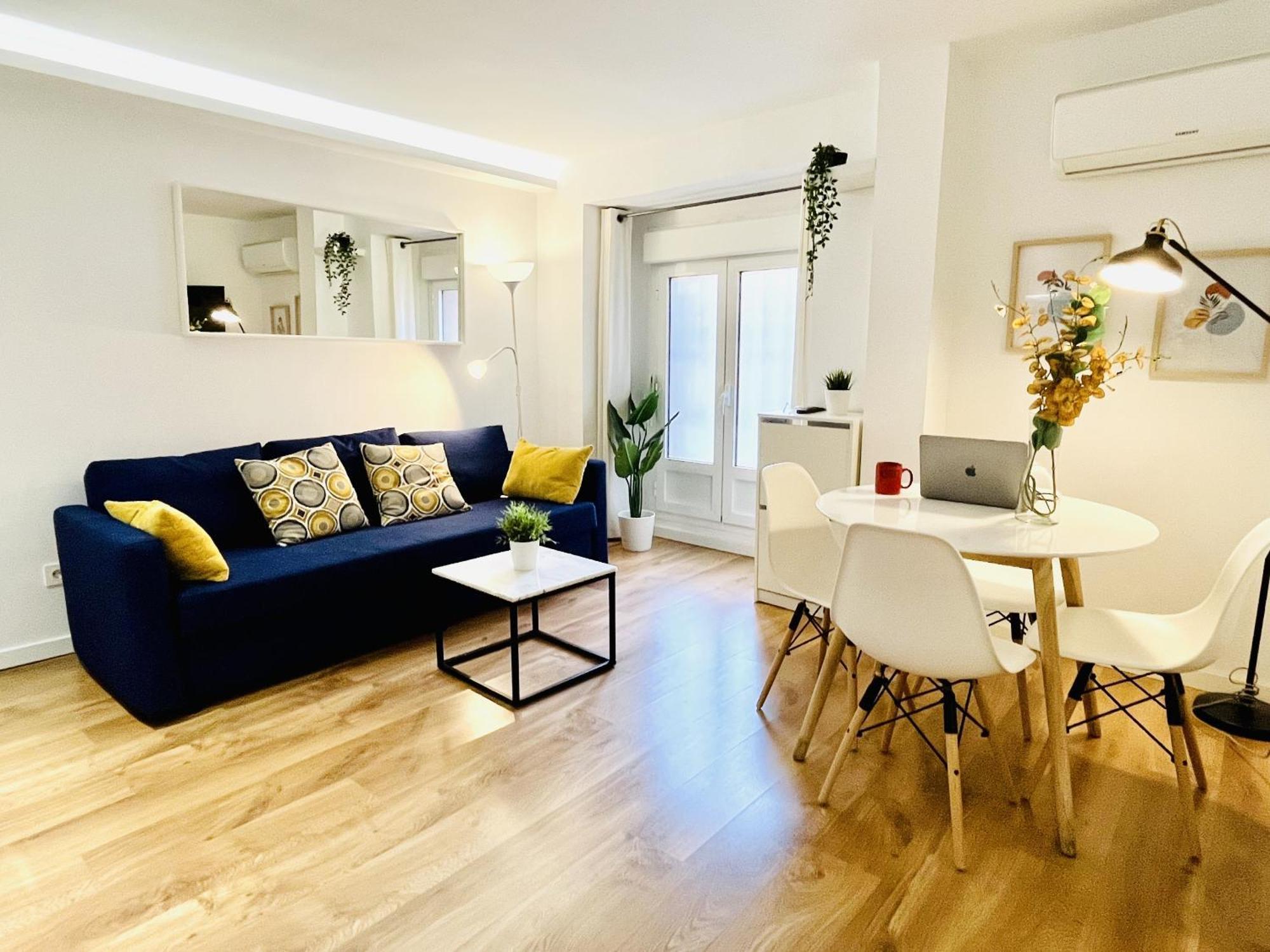 Dplace To Be - Exclusive Apartments In Historic Center Madrid Oda fotoğraf